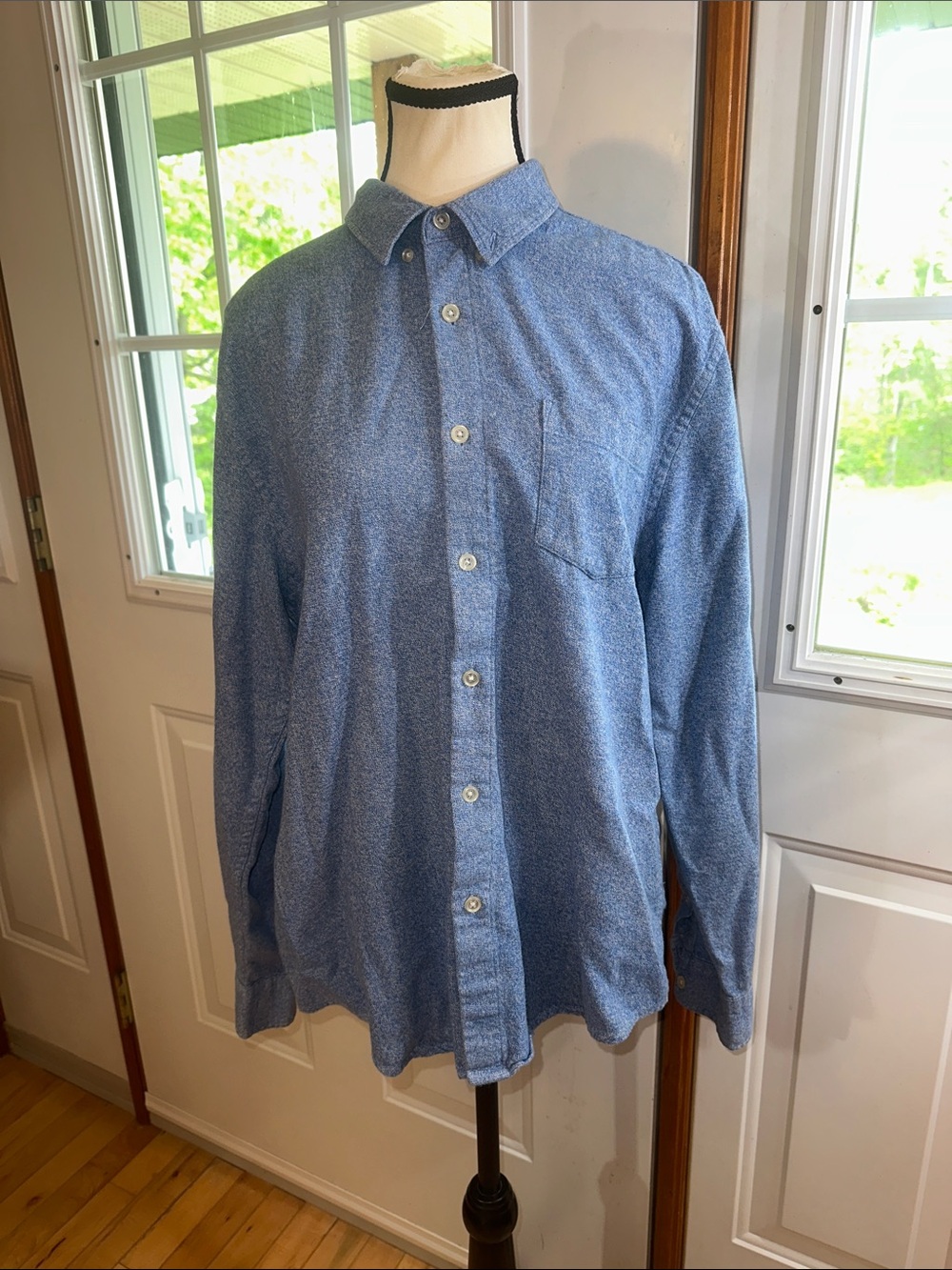 Primark Light Blue and White Marle Men's Button-Down Shirt